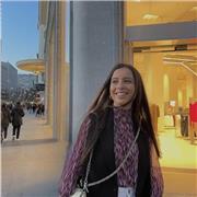 Profesora de apoyo escolar de inglés certificada para niños, de forma presencial o a distancia